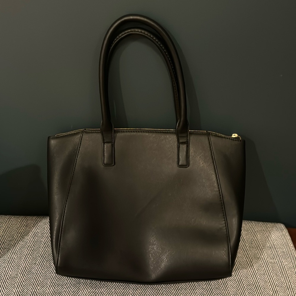NWT Handbag - Picture 4 of 6
